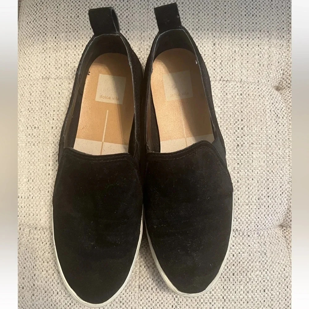 DV Dolce Vita Black Suede Slip On Sneakers Size 8